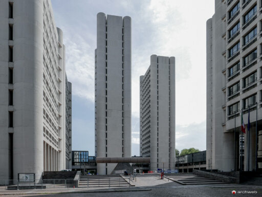 Kenzo Tange's business center in Bologna - photo 29 - Archweb