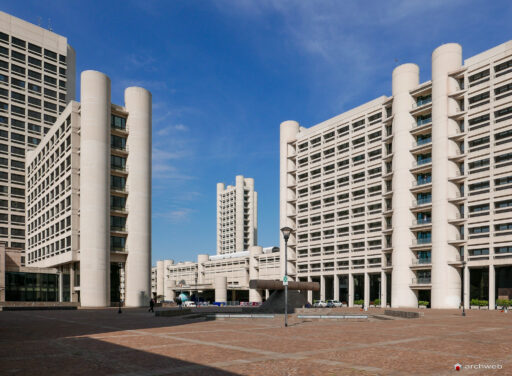 Kenzo Tange's business center in Bologna - photo 46 - Archweb