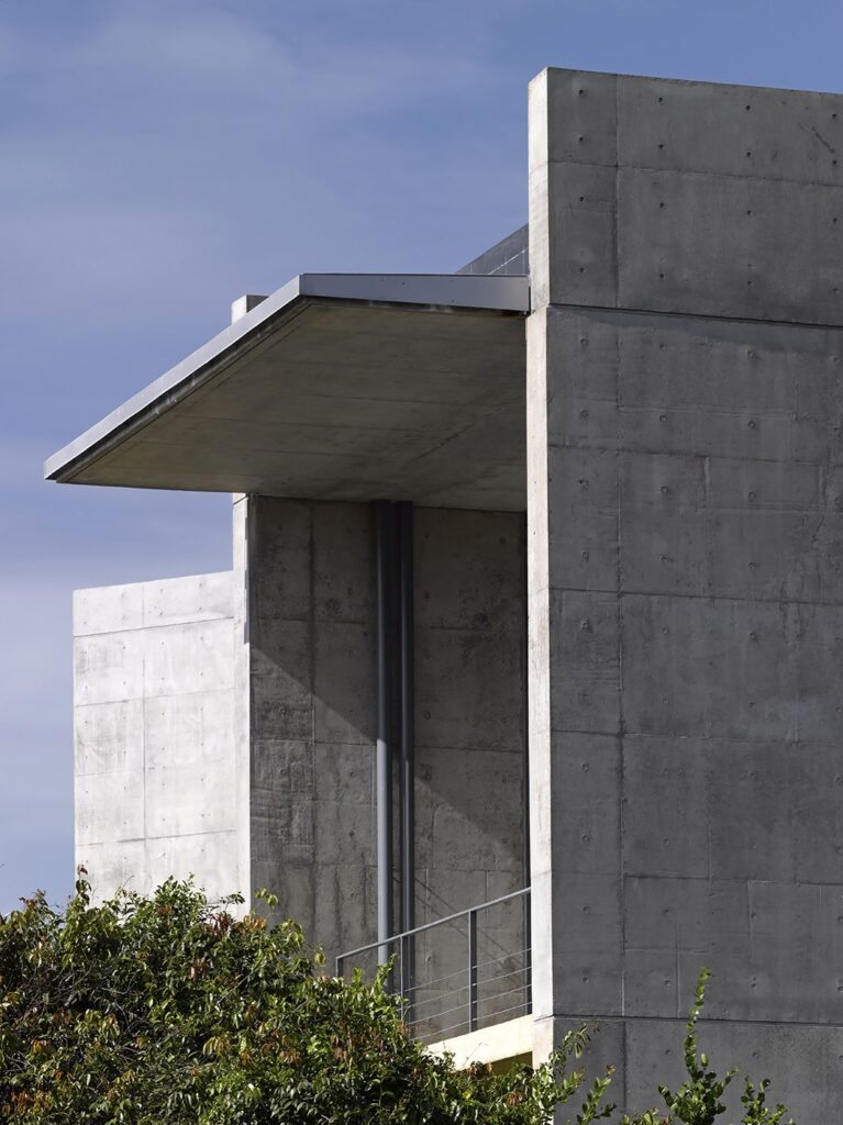 Pringiers House in Sri Lanka by Tadao Ando