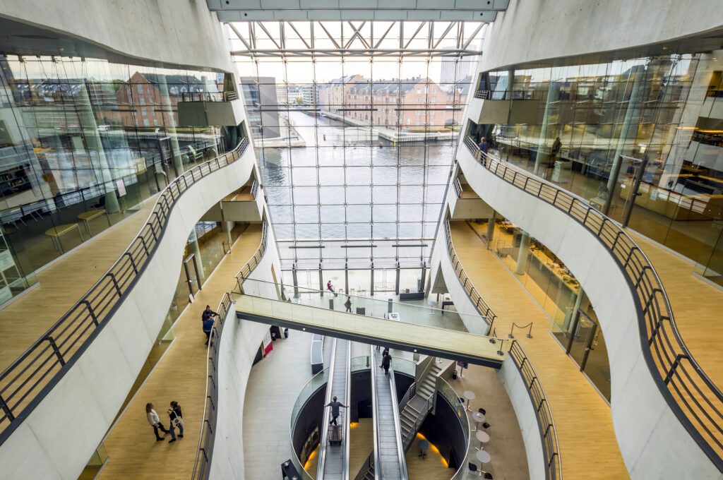 Biblioteca Copenaghen interno
