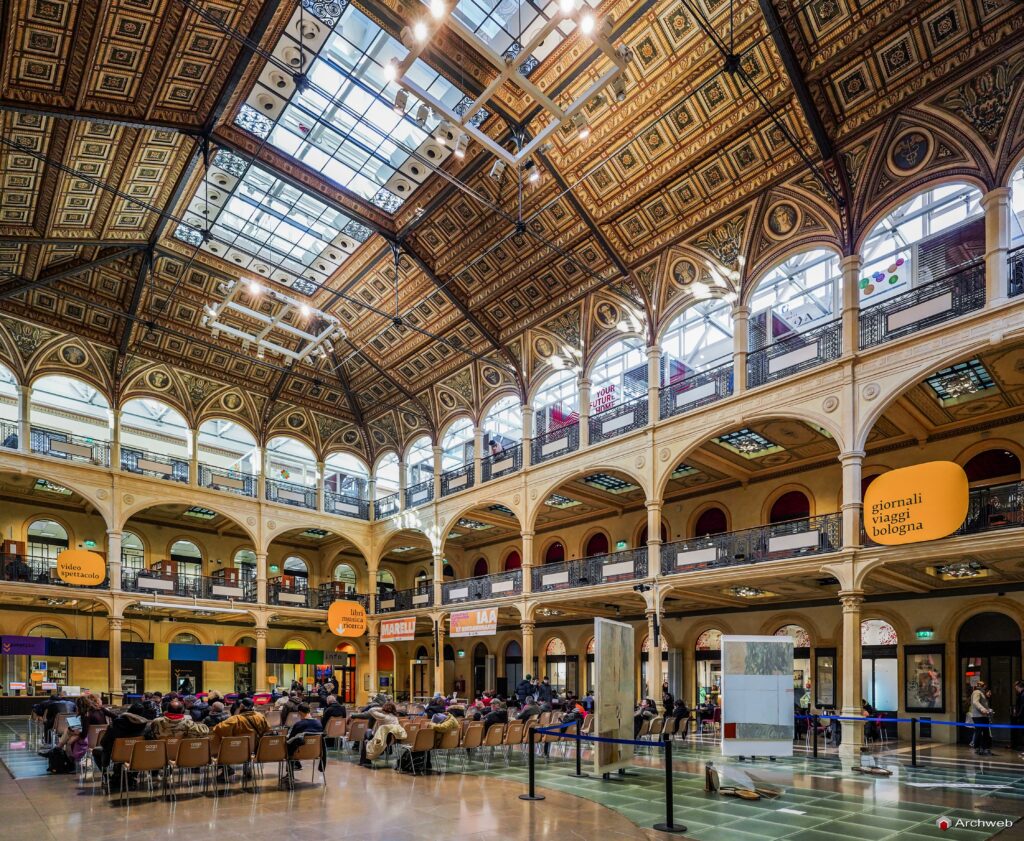 Biblioteca Salaborsa Bologna fotografie