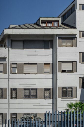 Edificio in Viale Ionio dell'architetto Saverio Busiri Vici