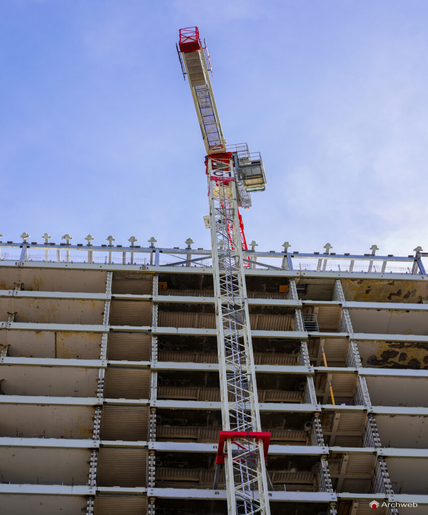 Gru a torre per l'edilizia